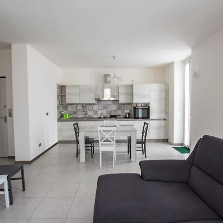 Perseo Apartment Lezzeno